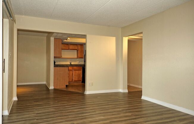 2/2, updated, 1st floor condo, in Winter Park