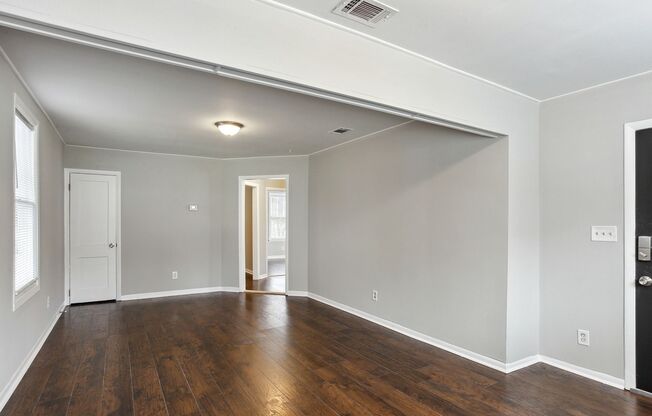 Large 3BR/1BA Eastside Savannah Home For Rent