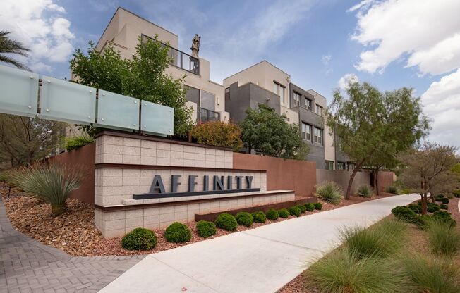 Modern townhome in exclusive West Summerlin gated community