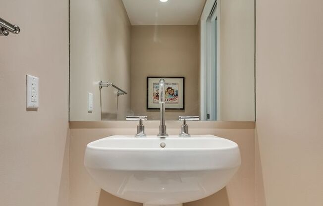 1 bed, 1.5 baths, $2,200