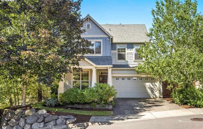 3 Bedroom Plus Den in this Desirable Bull Mountain area!
