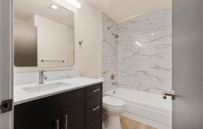 1 bed, 1 bath, 634 sqft, $2,345, Unit 309