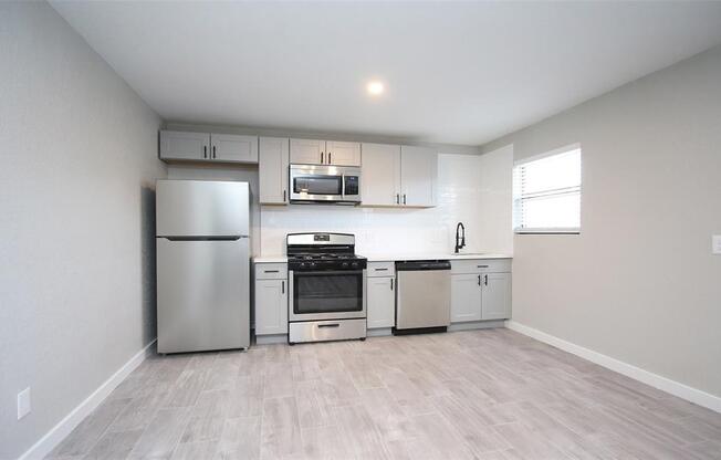 5201 CRAWFORD