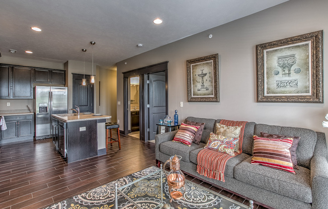 2 beds, 2 baths, 894 sqft, $1,495, Unit C - 1011 Unit 218 - B894
