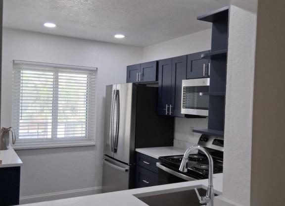 2205 BELLEAIR RD