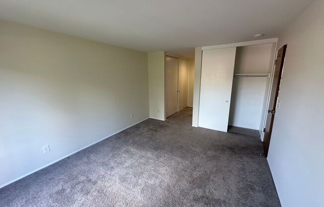 2 beds, 2 baths, $2,995, Unit # 981 R