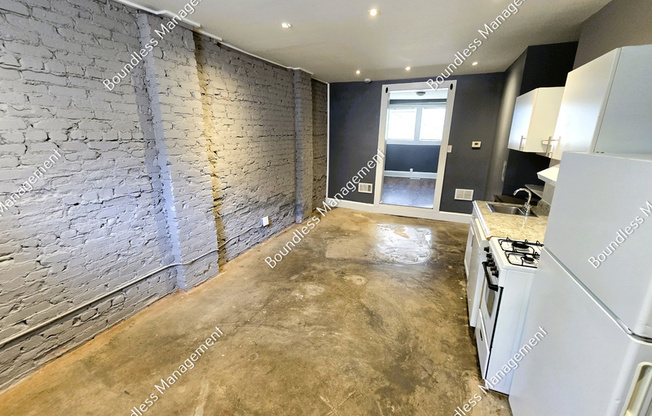 522 MORGAN ST NE