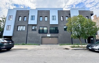 1411 W 19 ST