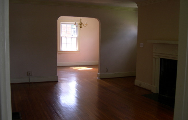 3 beds, 1 bath, $1,850