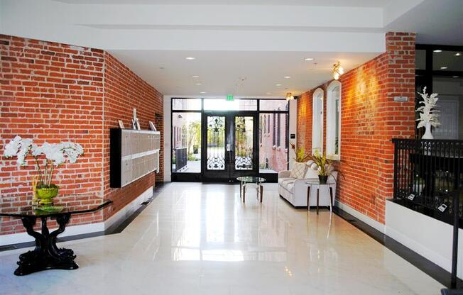 Brownstone Lofts