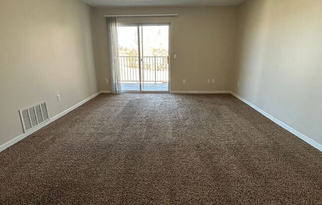 Quail Run Apts. (750 N. 18th Ave.)