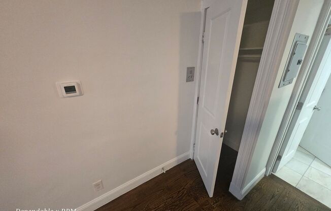 Studio, 1 bath, $2,400, Unit Unit 1