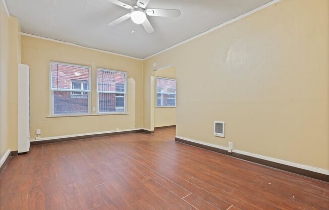 Vintage Studio & 1 bedrooms! Living in the Heart of Portland's Vibrant Alphabet District