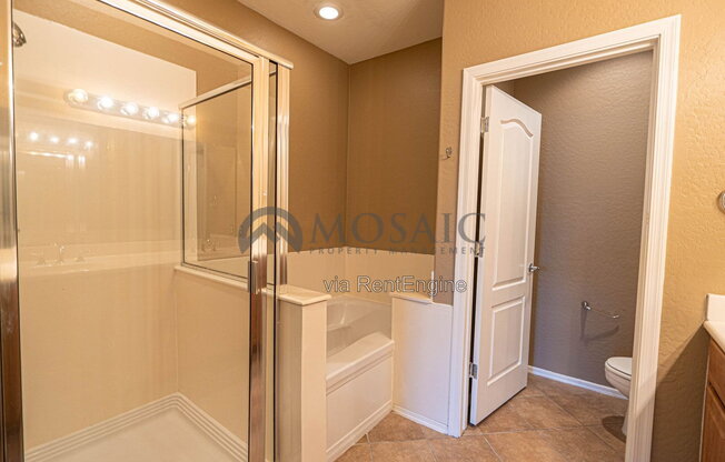 3 beds, 2 baths, 1,509 sqft, $2,200, Unit Unit 2086