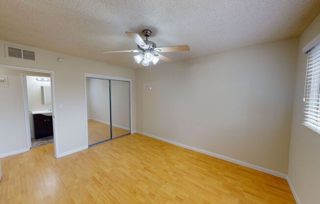 2 beds, 2 baths, $2,745, Unit 03