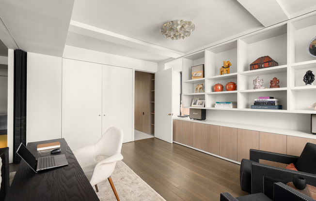 140 E 28 ST