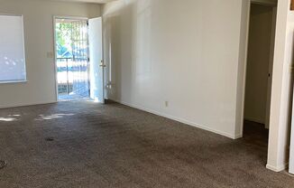 1 bed, 1 bath, 625 sqft, $800, Unit D