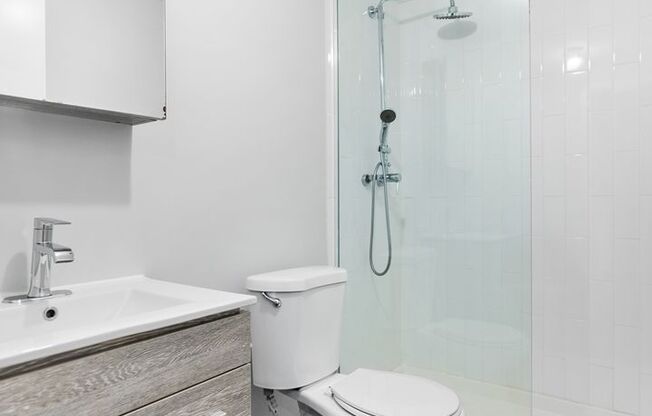Studio, 1 bath, 204 sqft, $1,350, Unit 111