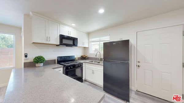 1 bed, 1 bath, $1,975