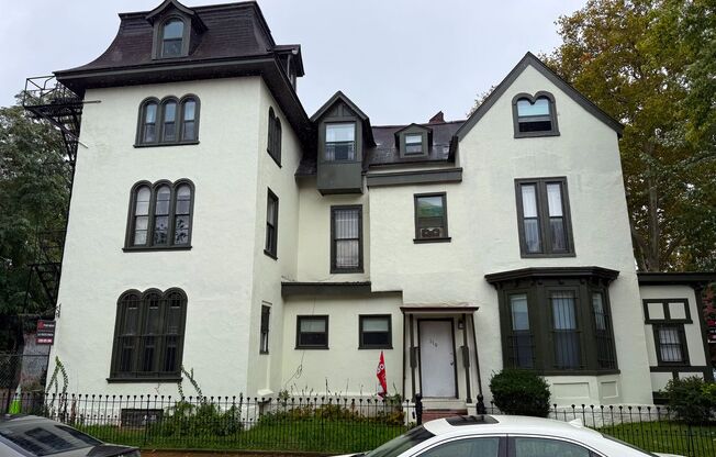 319 N. 33rd St.