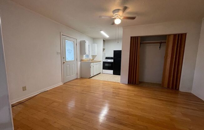 1 bed, 1 bath, $1,495