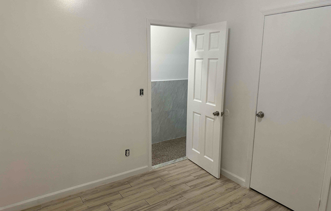 731 52 ST