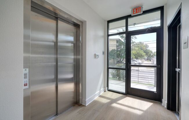 High-End New Construction Condo Walk to UT!