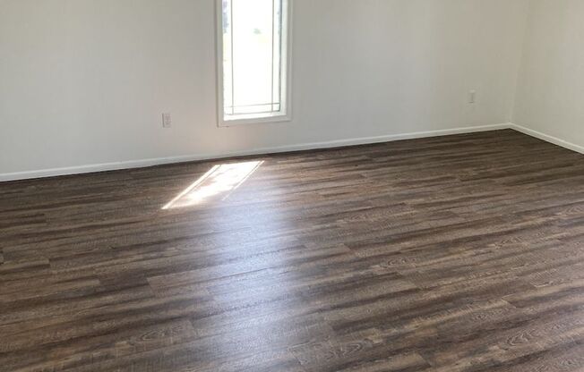 1 bed, 1 bath, 700 sqft, $995, Unit 804-111 PR