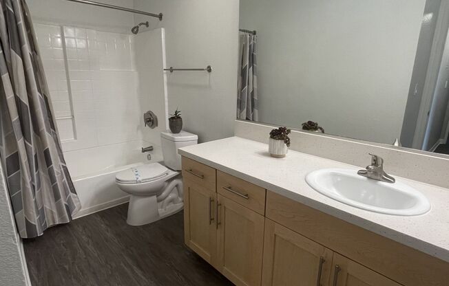 2 beds, 1 bath, 890 sqft, $2,630, Unit 0102