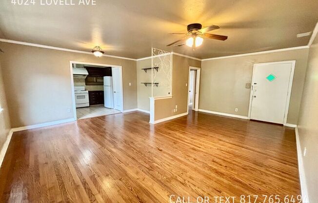 4024 LOVELL AVE