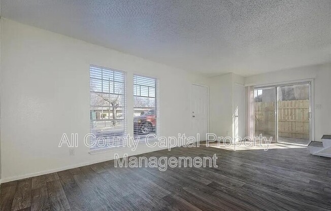 1915 HEARTHSTONE DR