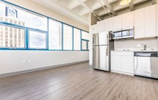 1 bed, 1 bath, 480 sqft, $1,365, Unit 701