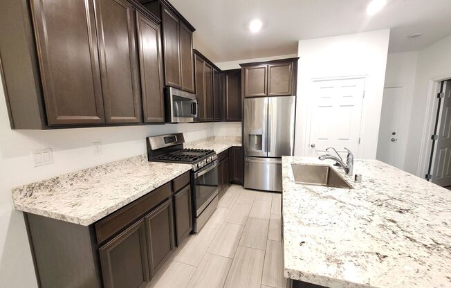 3 beds, 2.5 baths, $1,950