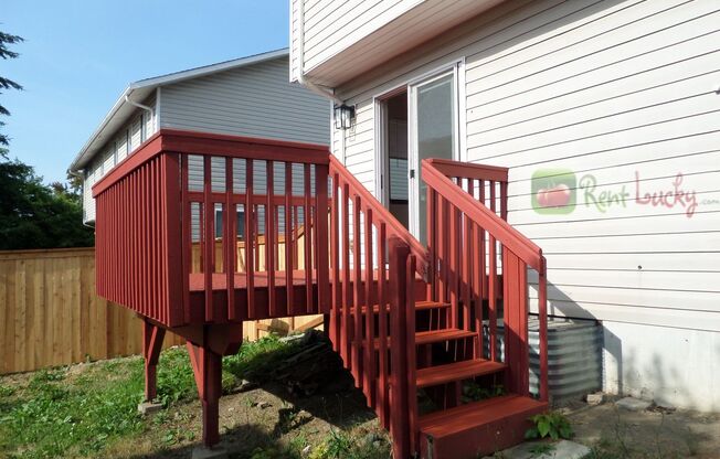 Fabulous 2-Bedroom Duplex w/Attached Garage & Fenced Yard!