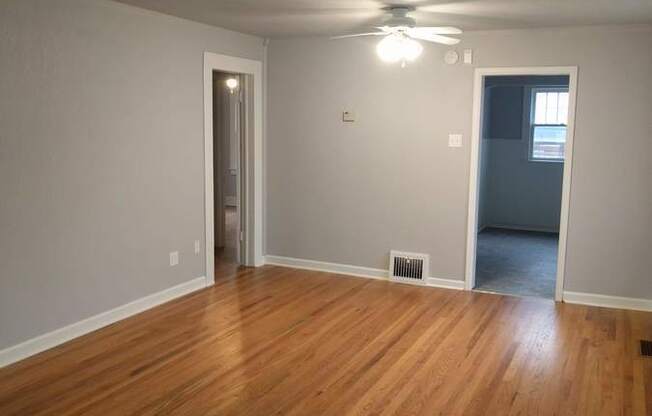3119 SNYDER AVE