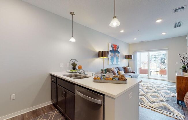 1 bed, 1 bath, 580 sqft, $1,450, Unit 3 - 162