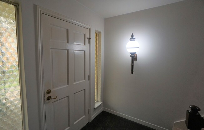 Charming Updated Two-Story Home in Gated Community – Prime Location Near Memorial & Westheimer!