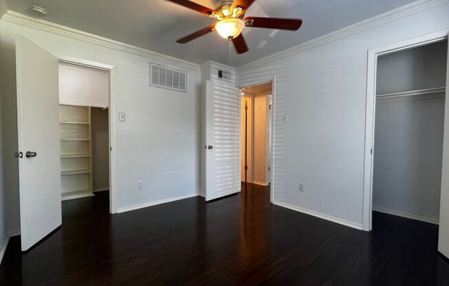 1 bed, 1 bath, 600 sqft, $985, Unit 212