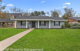 3105 Lockmoor Ln
