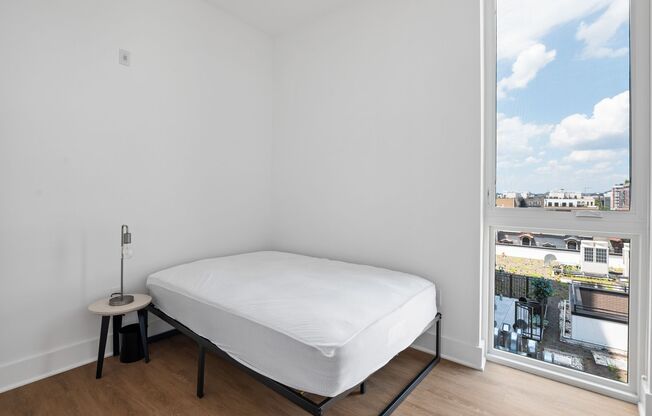 1 bed, 1 bath, $1,740