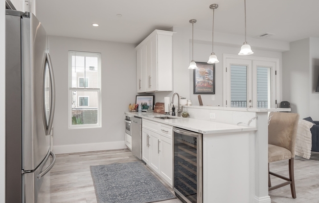 1 bed, 1.5 baths, 938 sqft, $4,300, Unit 16