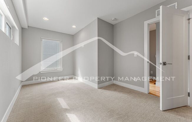 2 beds, 2.5 baths, $3,200