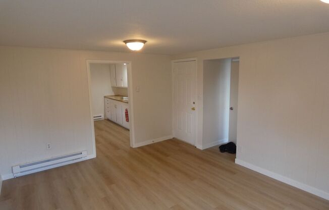 2 beds, 1 bath, $1,675