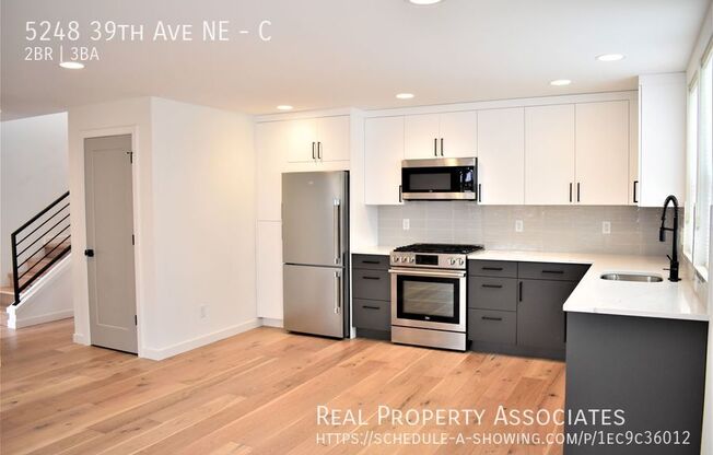 5248 39 AVE NE