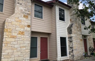 Great Close-In Condo