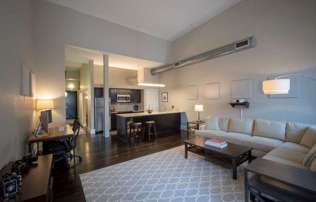 2 beds, 1 bath, 800 sqft, $1,800, Unit 3K