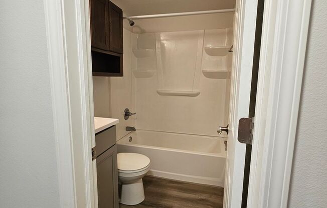 Studio, 1 bath, 450 sqft, $680, Unit 3717 S2