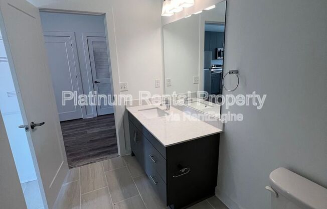 1 bed, 1 bath, 657 sqft, $1,575, Unit 406