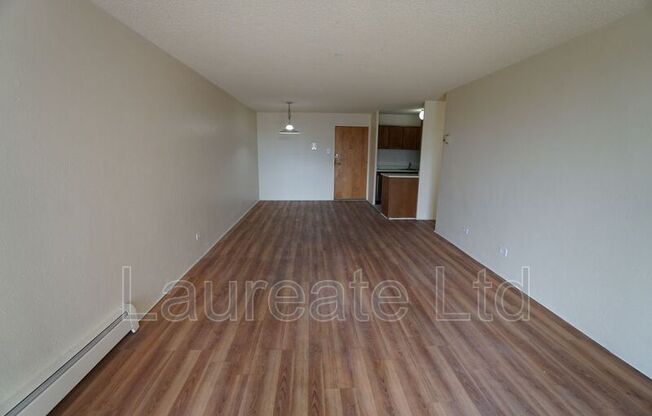 4800 E HALE PKWY