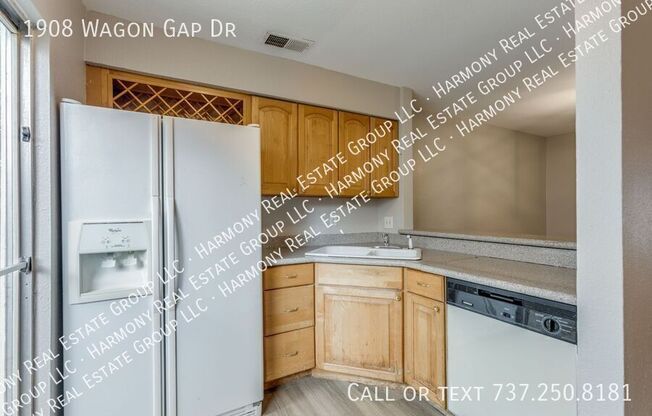1908 WAGON GAP DR